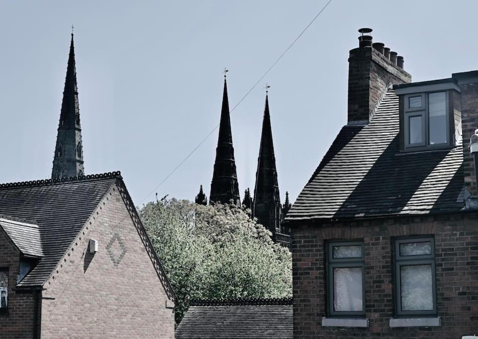 Gaia Vila Lichfield Exterior foto